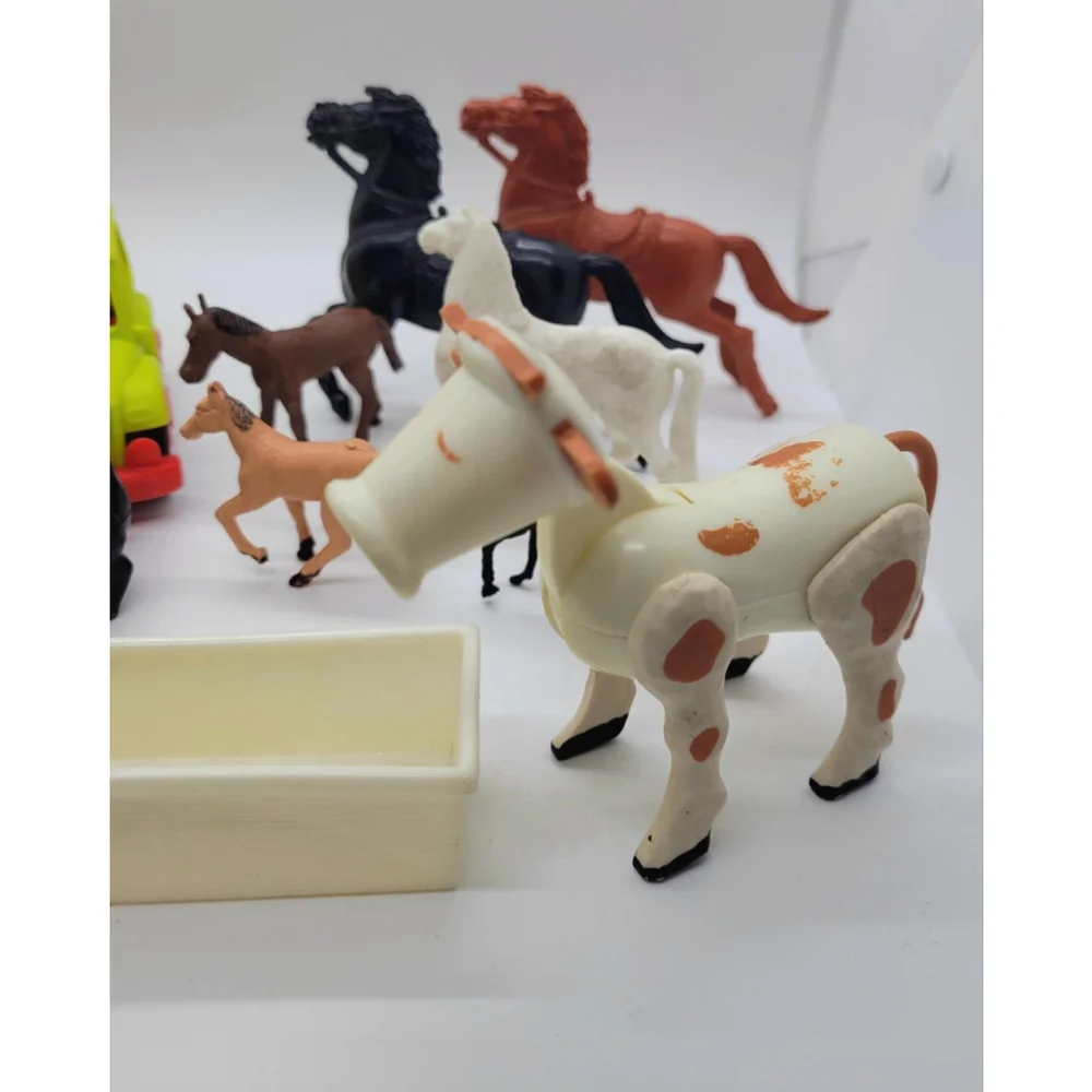 Vintage Toys, Fisher Price Little People, Newton Gimmick,‎ And Kenner Tree Tots